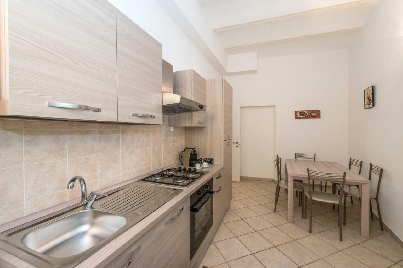 피날레리구레 Finalborgo - Casa Nanetti 6 Posti In Centro 아파트 외부 사진